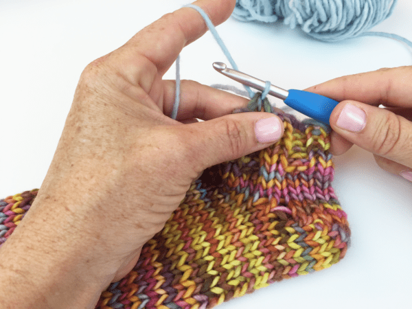 Oval Loom Ankle Sock Recipe – Clover Needlecraft