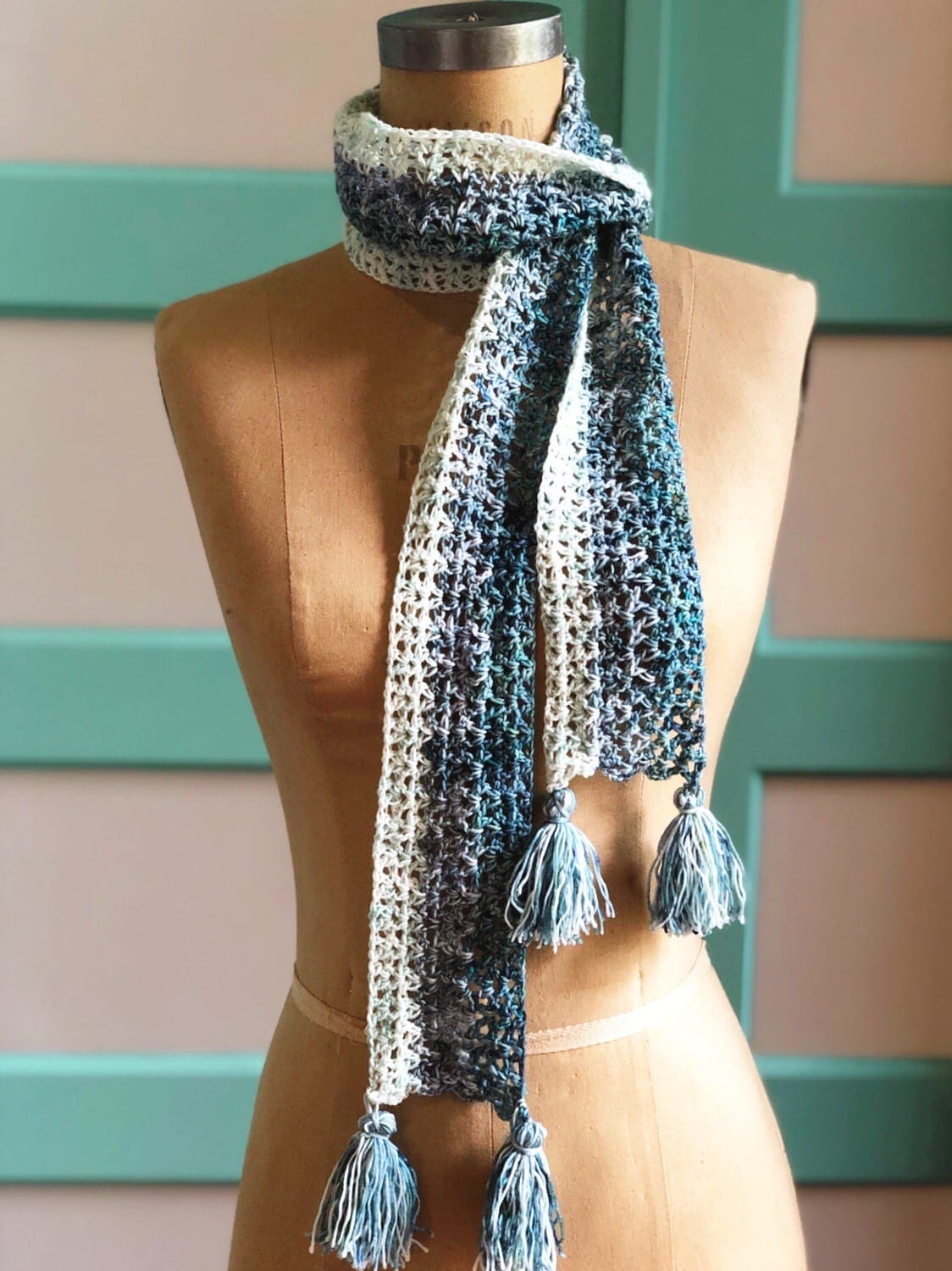 Springtime Skinny Scarf (Crochet) Vickie Howell