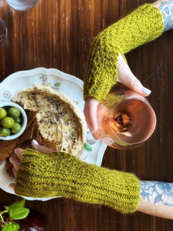Harvester knit wrist warmer pattern by Vickie Howell for YarnYAY! October Box #66